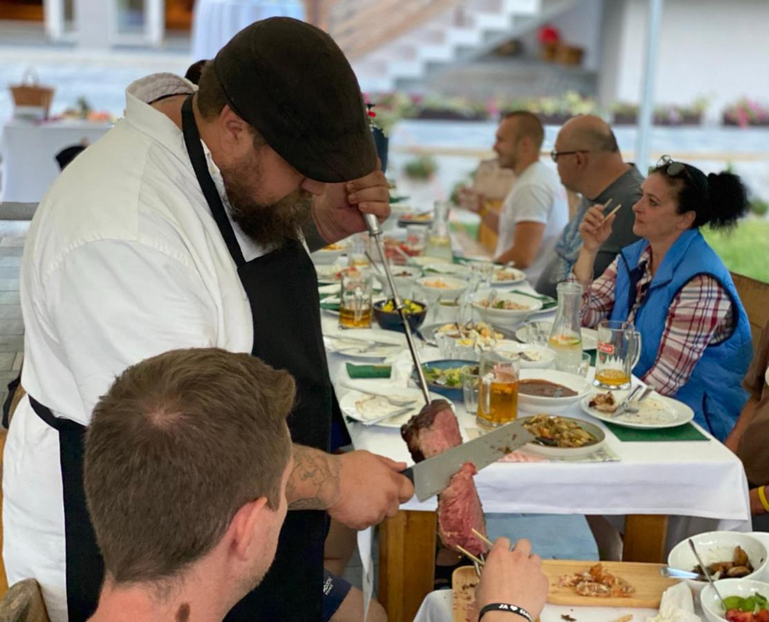 Chata Trubarka Trenčín Exteriör bild